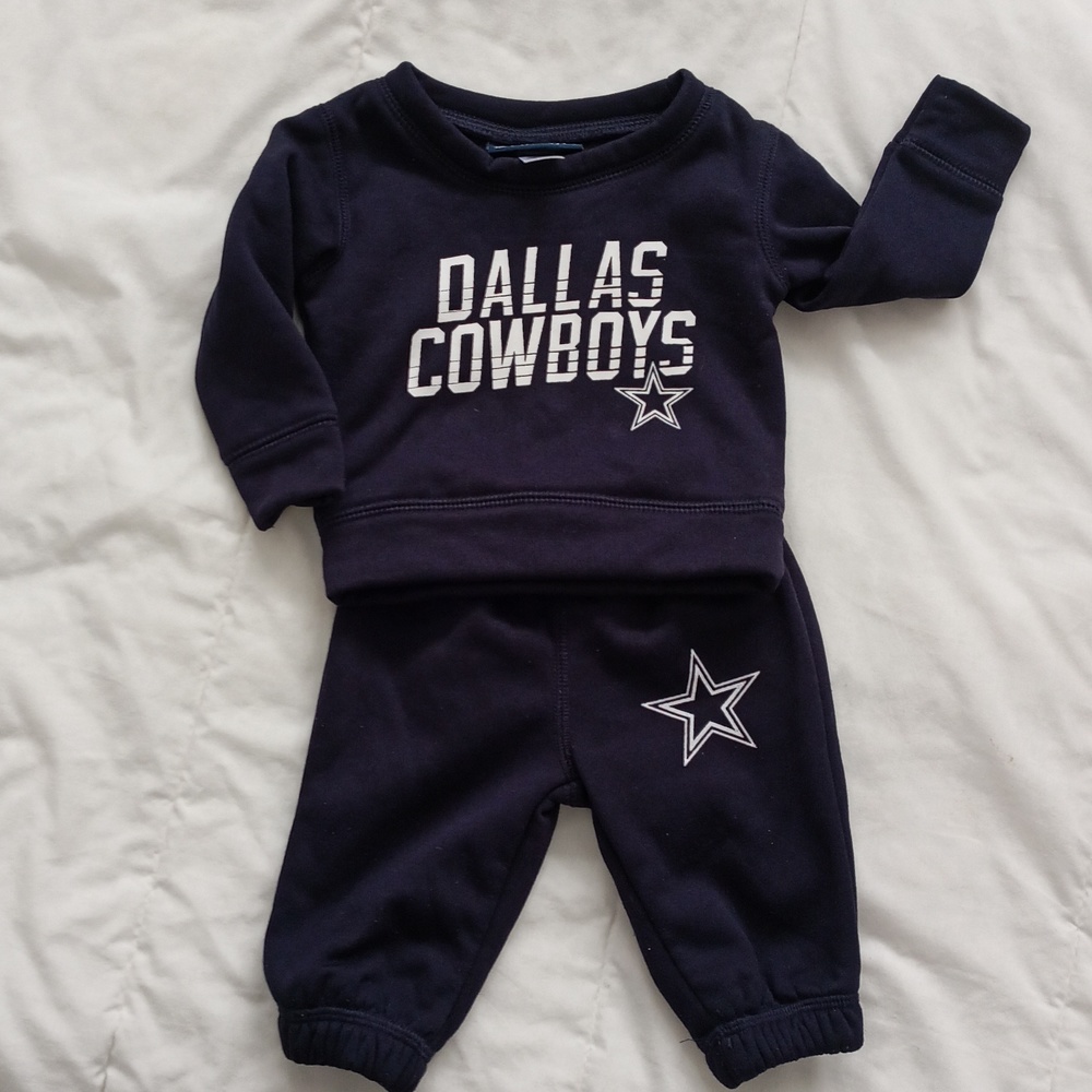 DALLAS COWBOYS authentic baby sweater and sweatpants matching set. 3MTHS